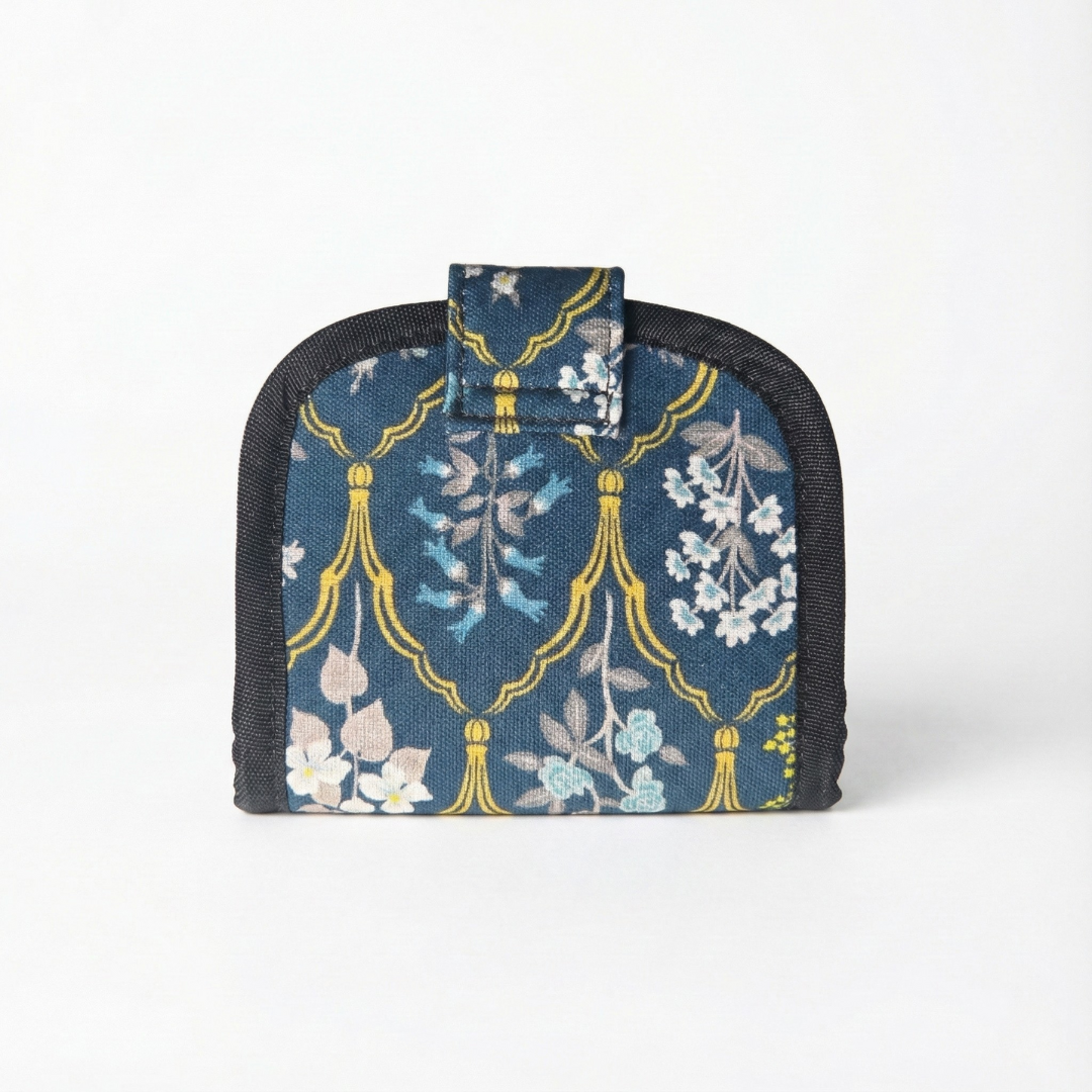 Women Handmade Canvas Compact Foldable Wallet - Blue Trellis