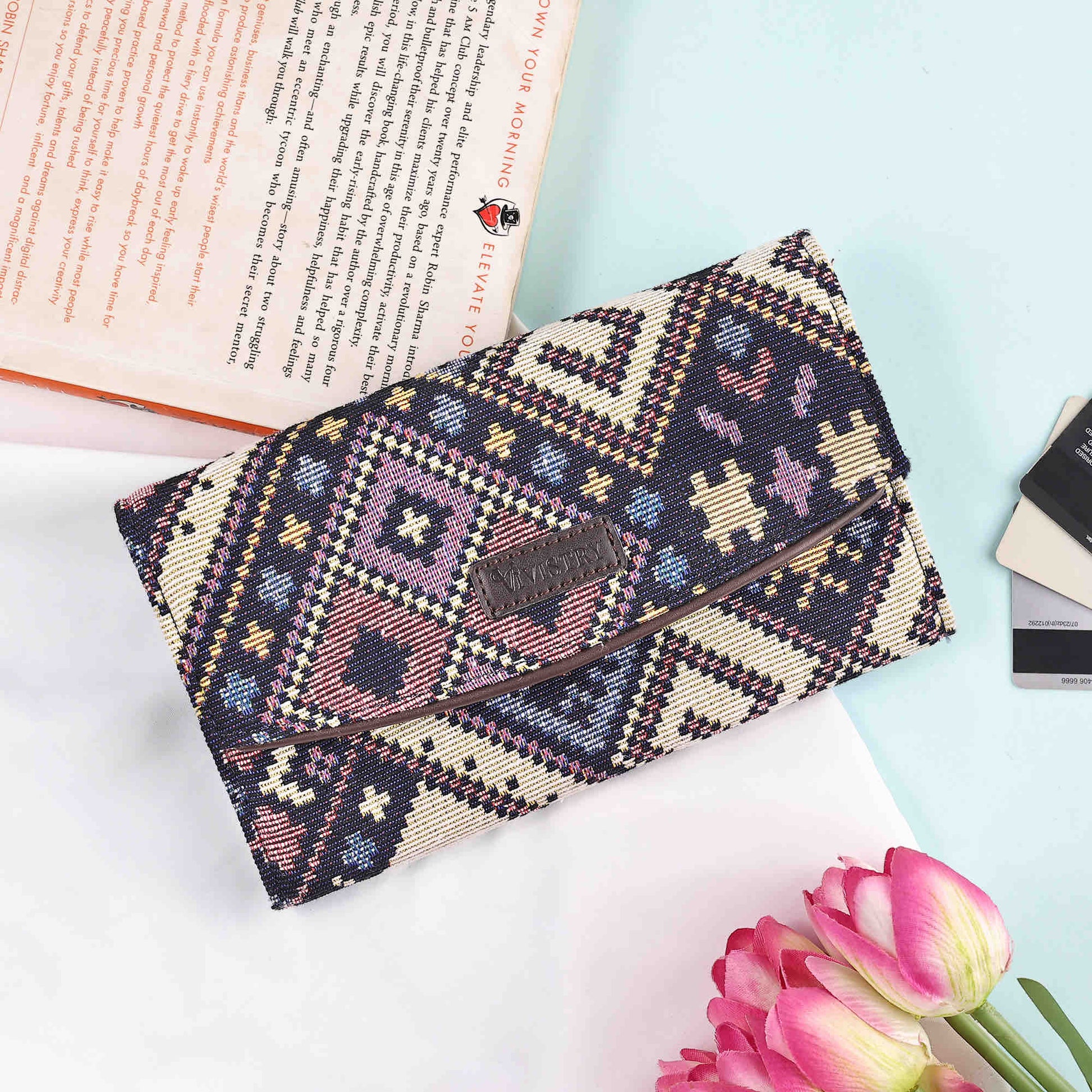 Geometric Galaxy Women’s Printed Flap Wallet - Vivistry