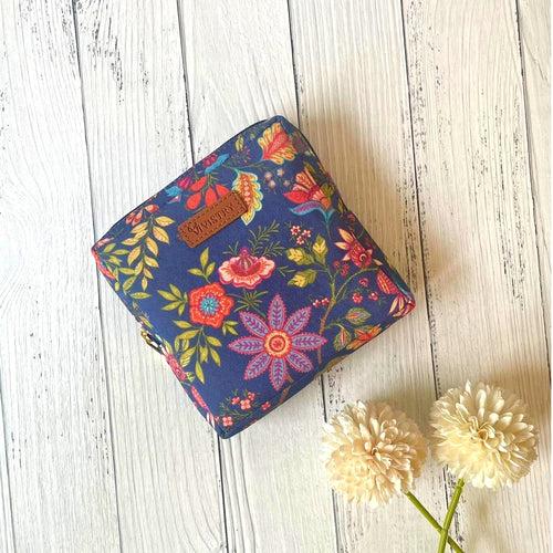 Vera Bella Essentials Pouch with Zipper
